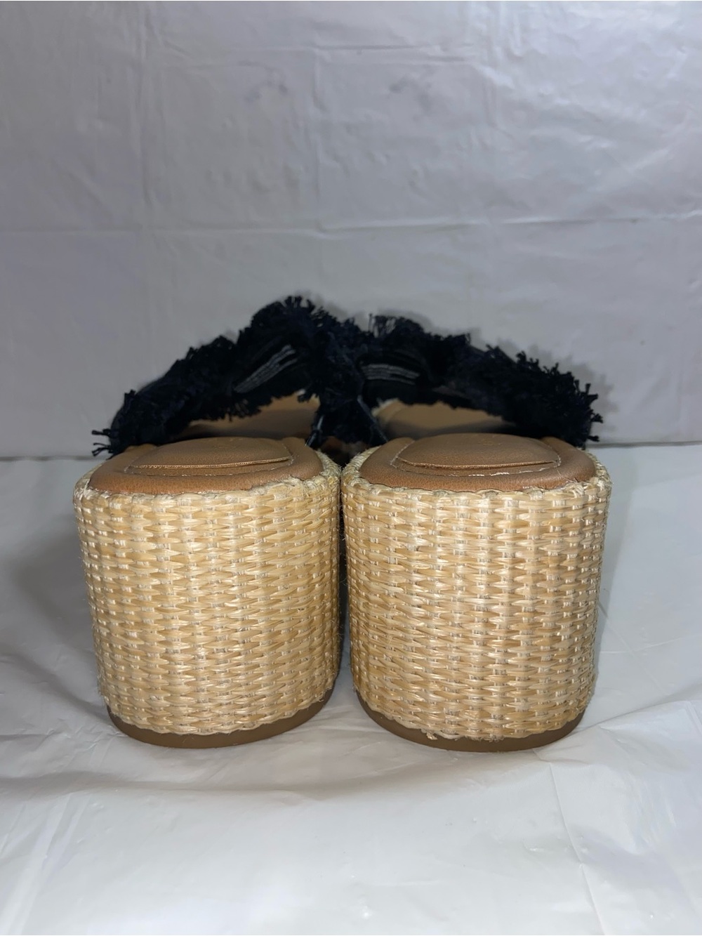 Universal Thread sandals - Picture 5 of 11